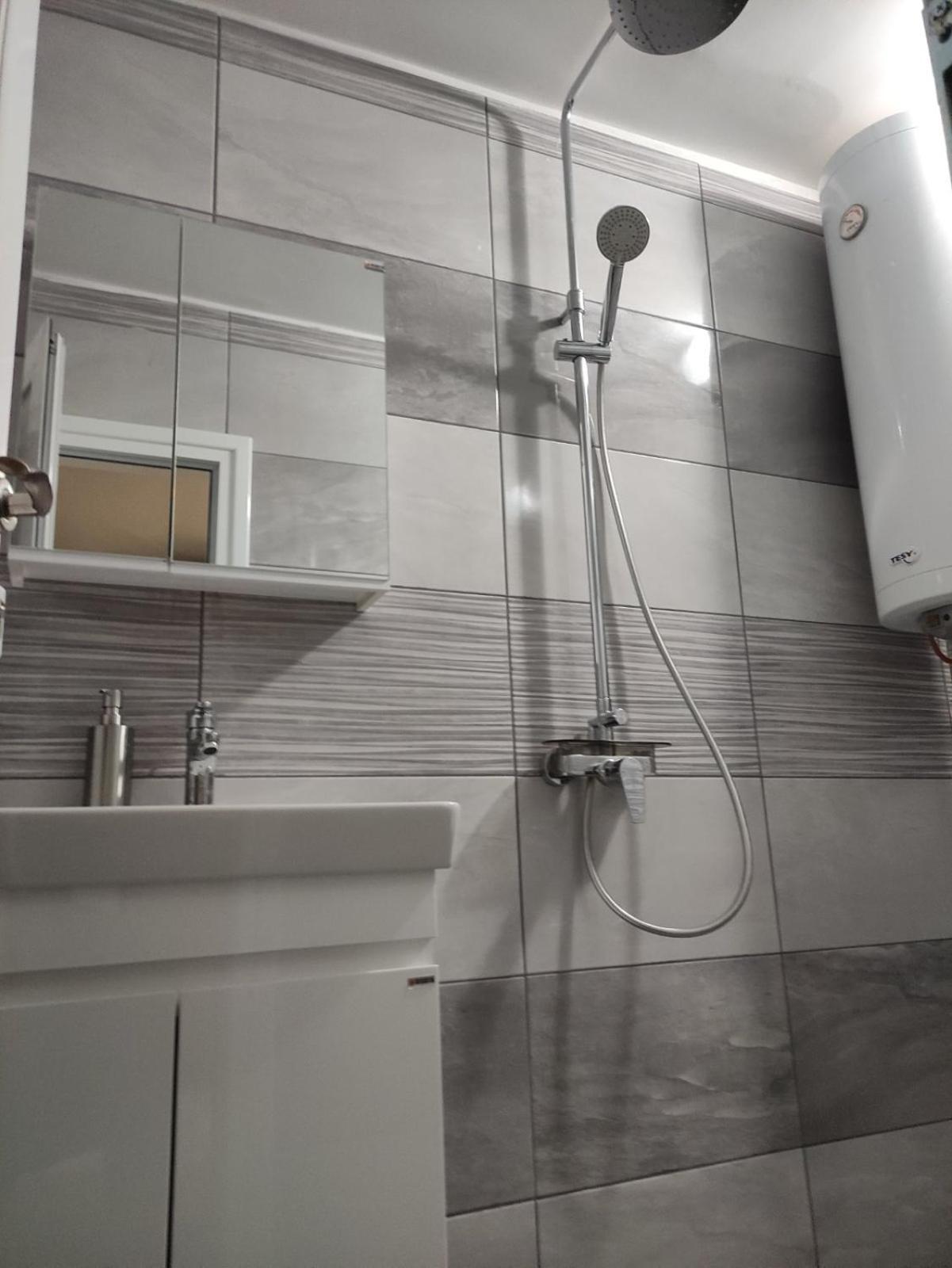Appartement Rozi à Burgas Extérieur photo