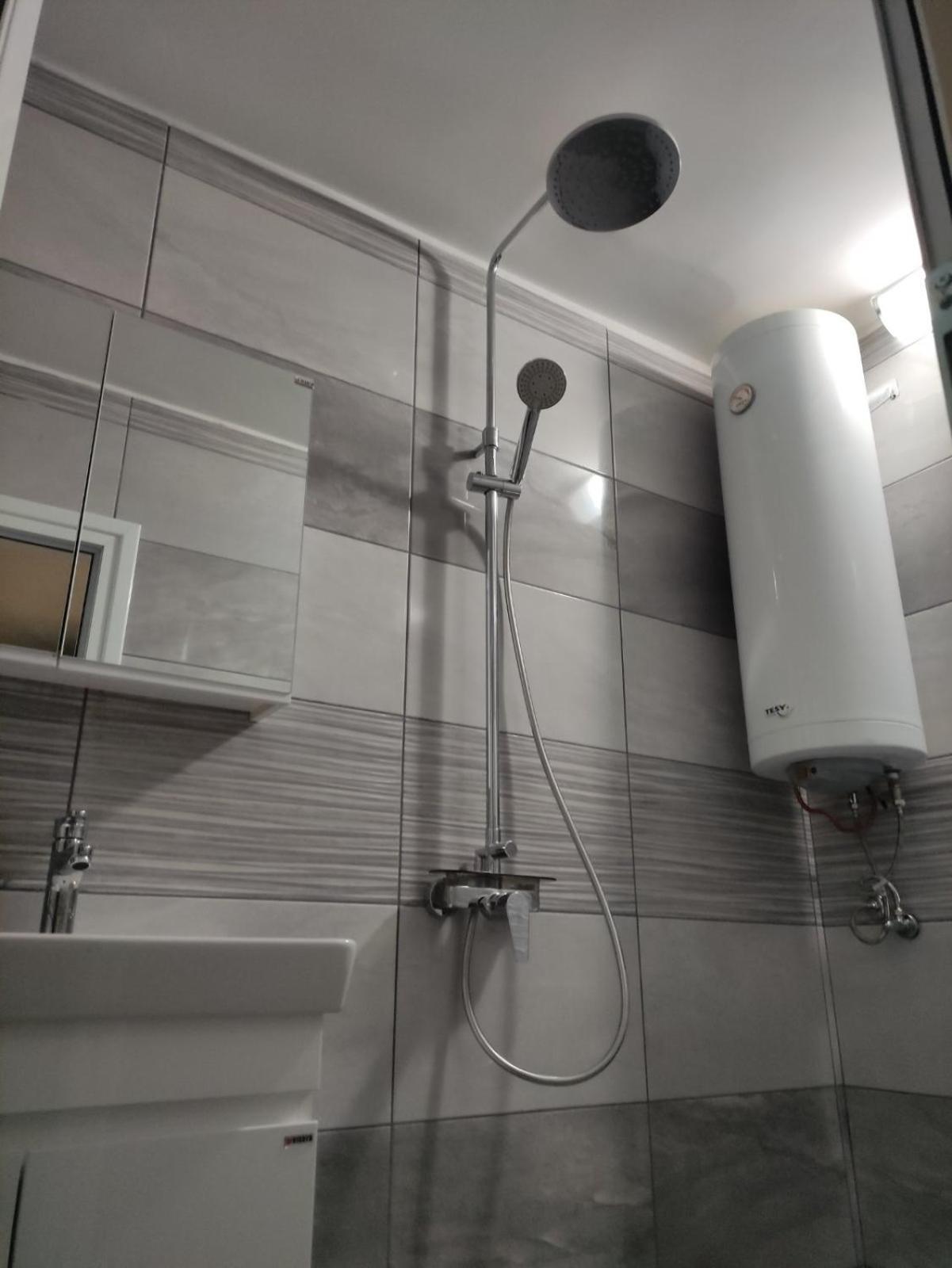 Appartement Rozi à Burgas Extérieur photo